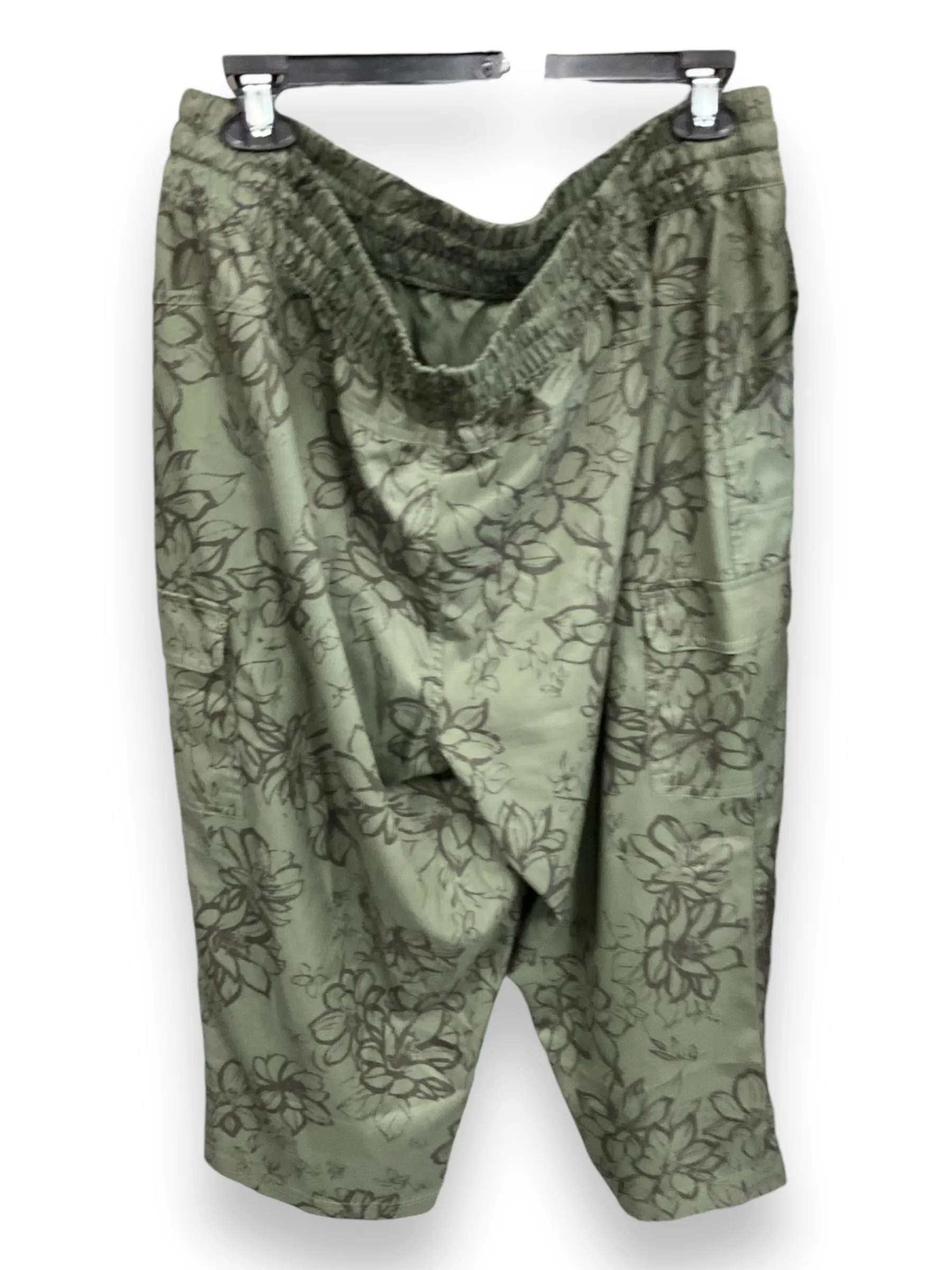 Capris By St Johns Bay In Green, Size: Xxl