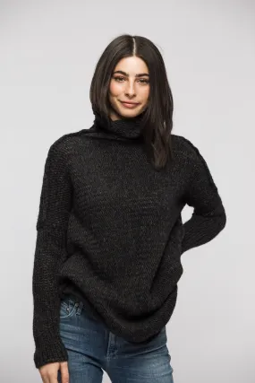 Chunky knit  Alpaca  Black  Charcoal  sweater .