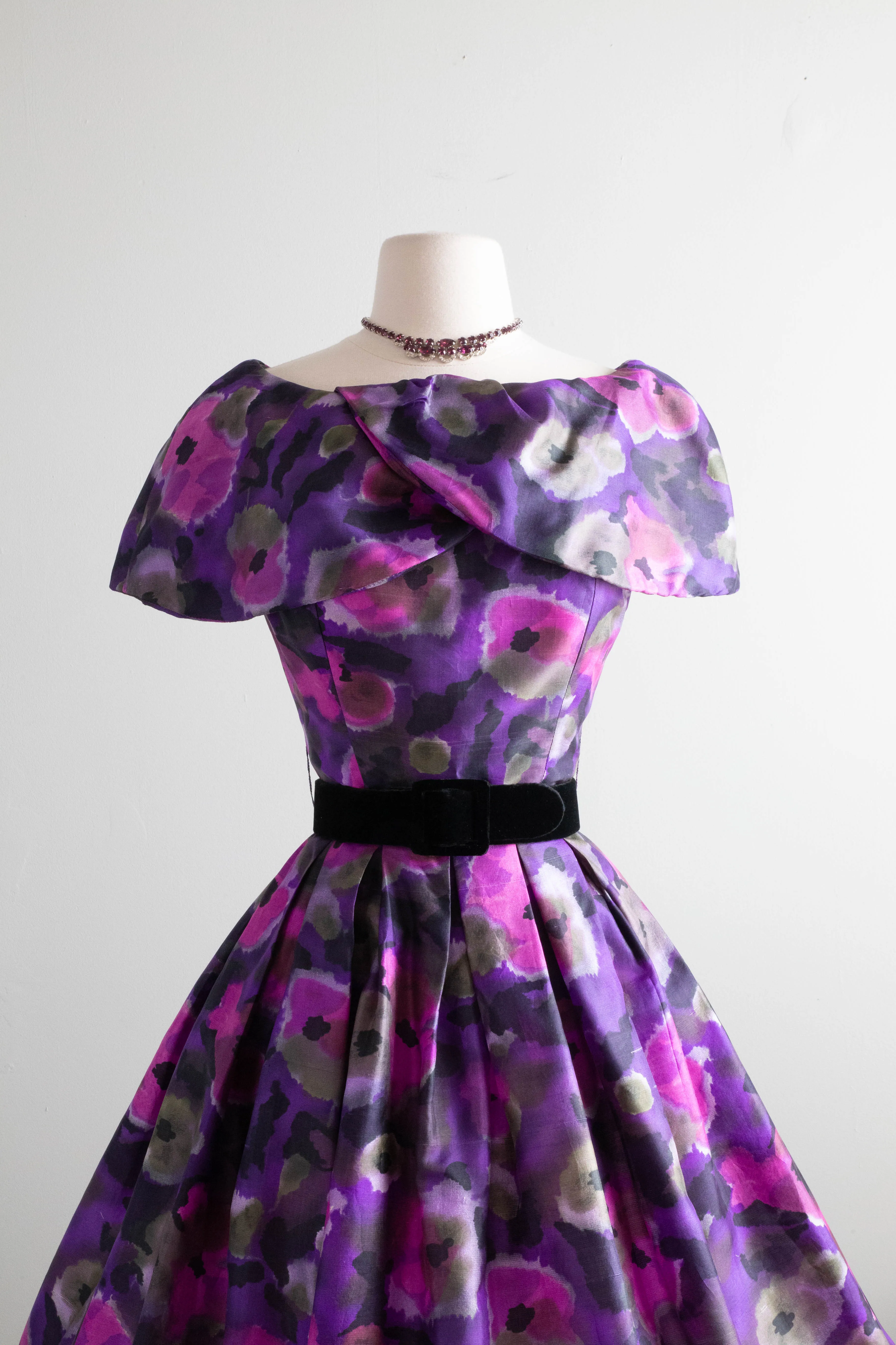 Classic 1950's Purple Floral Garden Silk Party Dress by Gigi Young / Small