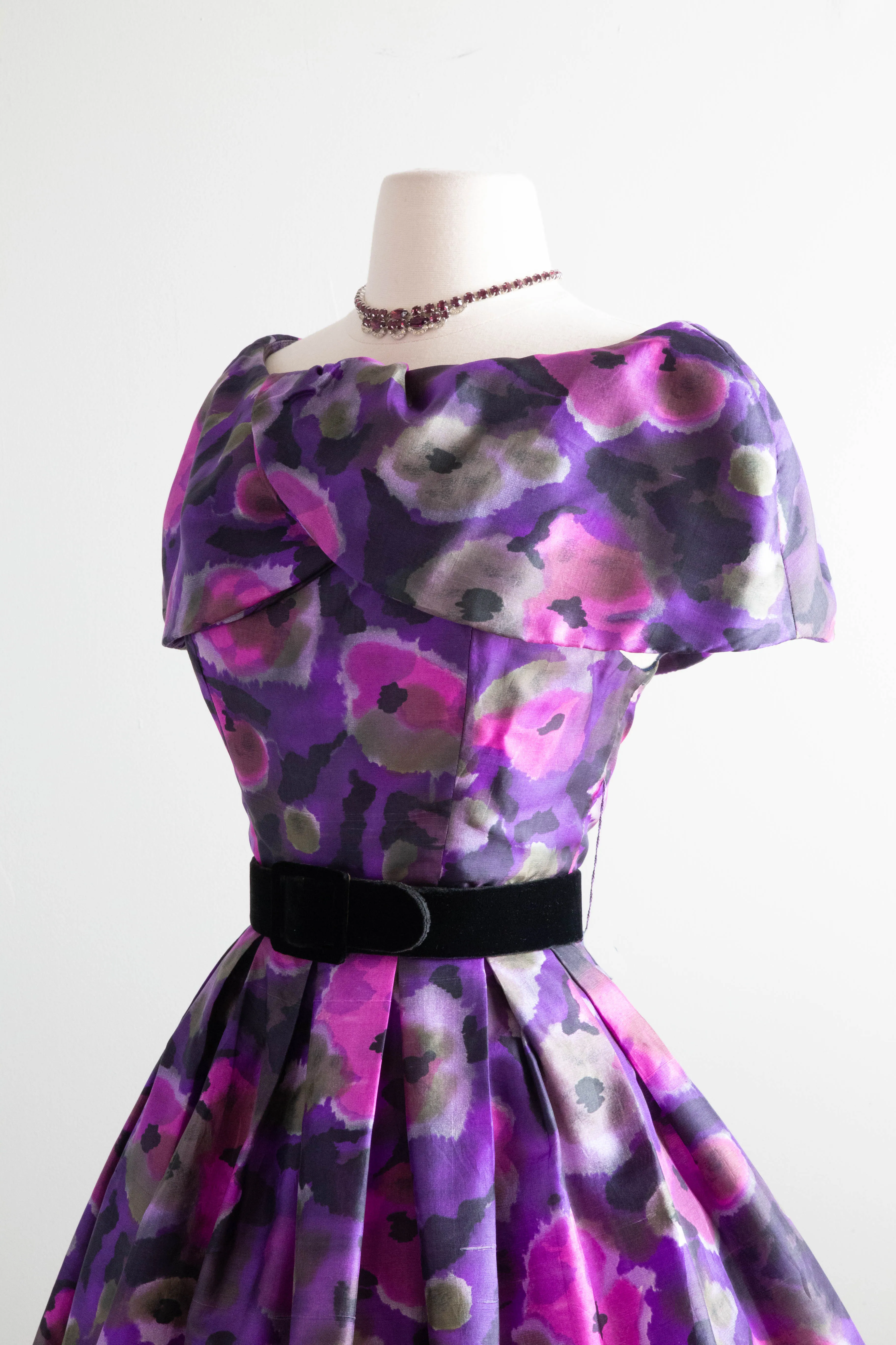 Classic 1950's Purple Floral Garden Silk Party Dress by Gigi Young / Small