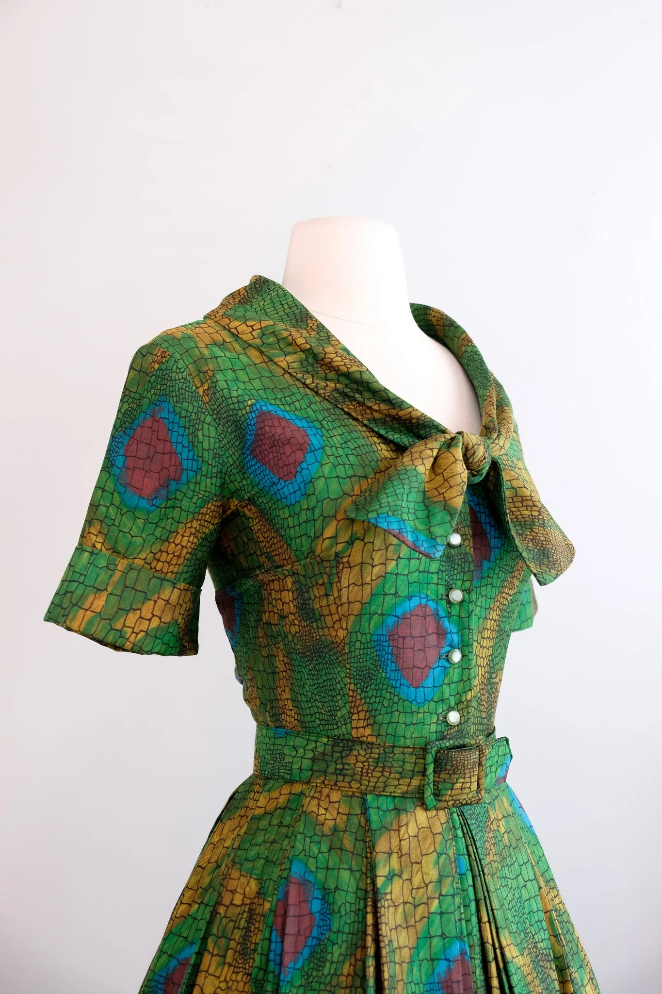 Coolest 1950's Chameleon Novelty Print Cotton Dress / M