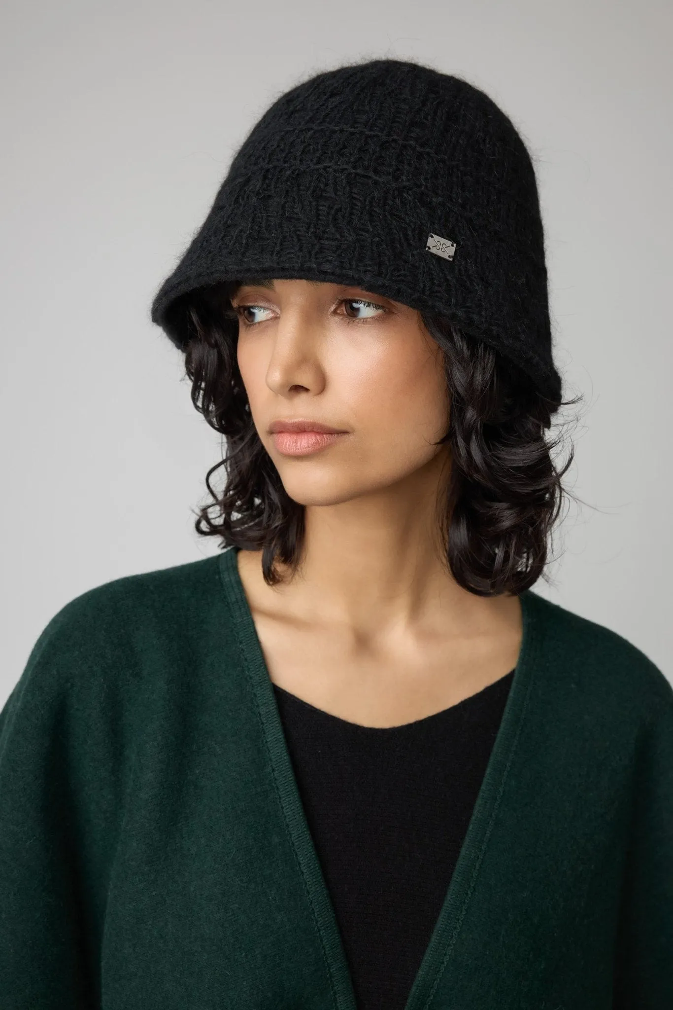 SOIA&KYO FLAIR - Reversible Bucket Hat