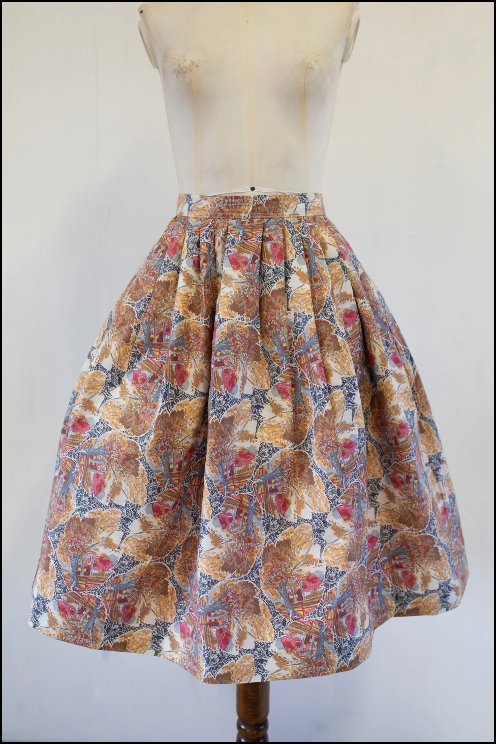 Vintage 1950s Fall Novelty Print Skirt